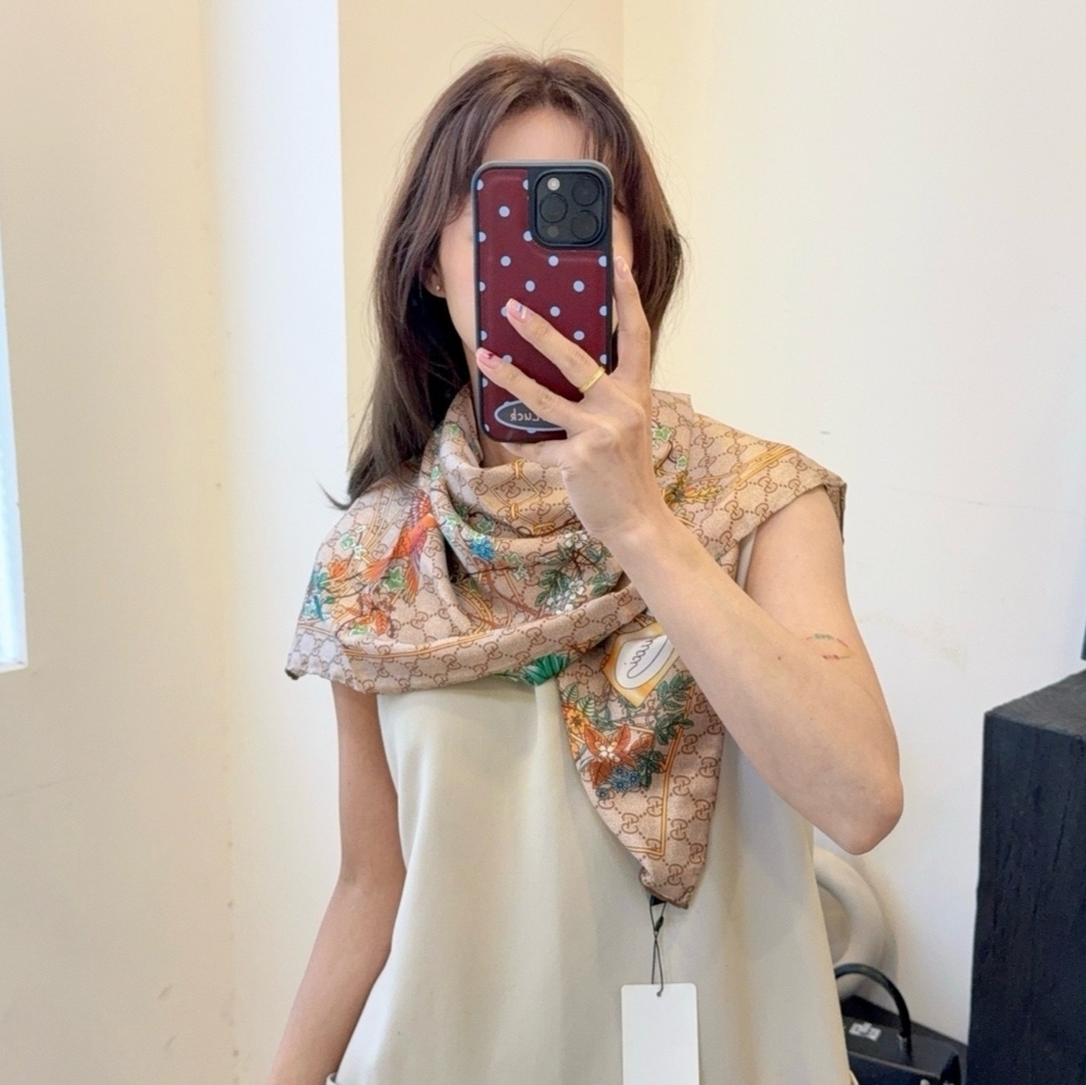 Floral Patterned Brown Scarf - Picture 3 of 13